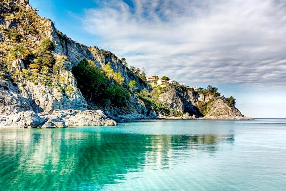 Mare e costa di Caminia