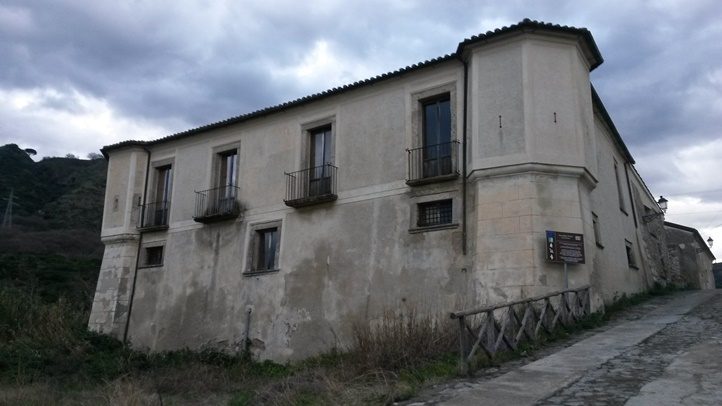 Archi – Via Randa - Fons Aretusa